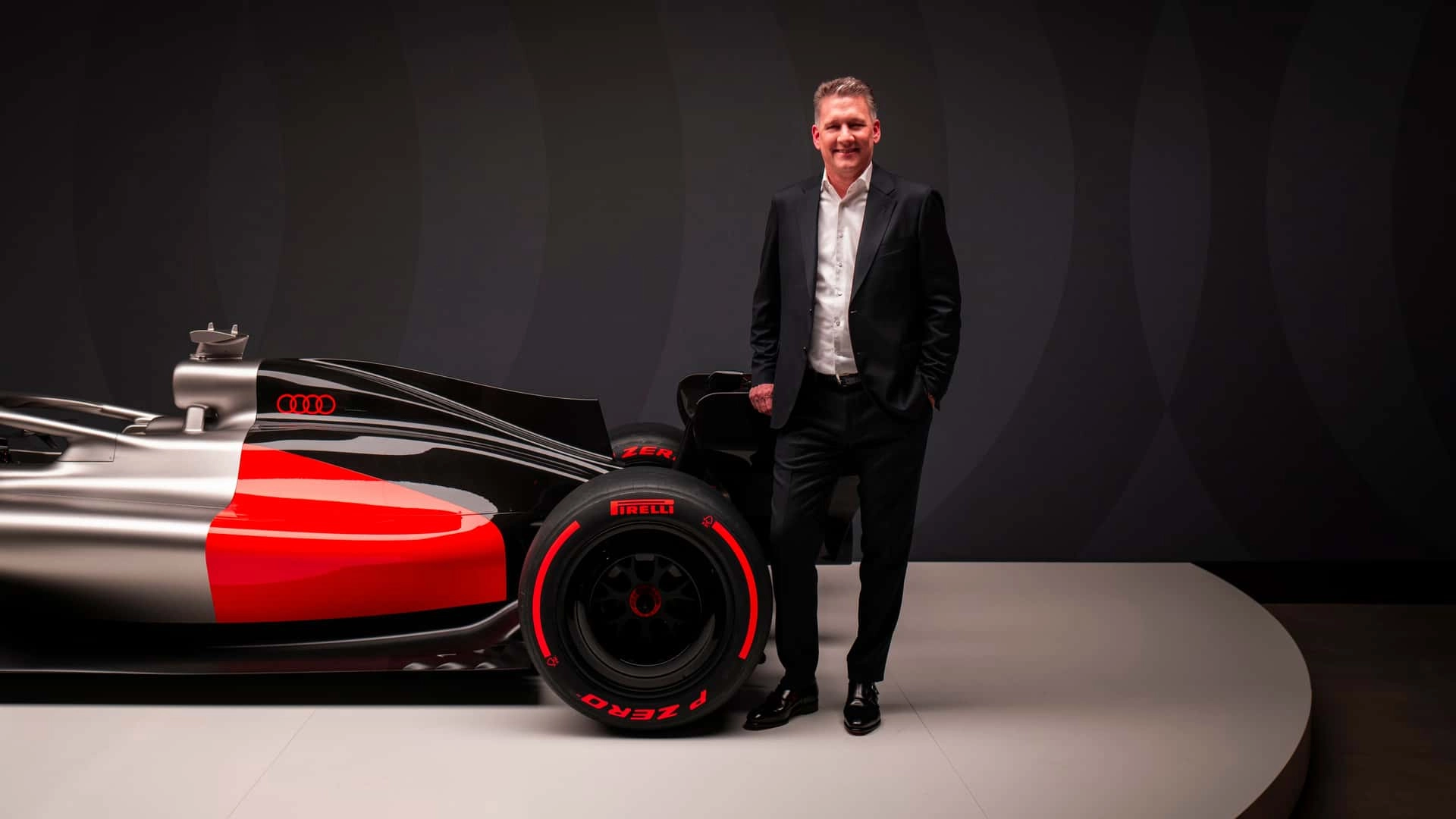 Audi ceo gernot dollner beim reveal event audi one in munchen 12. november 2025 (1)